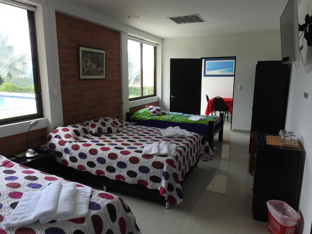 Hostal La Sultana Santa Rosa de Cabal Bagian luar foto