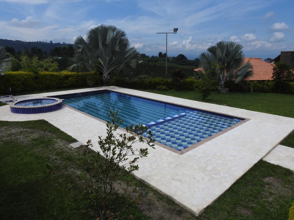 Hostal La Sultana Santa Rosa de Cabal Bagian luar foto