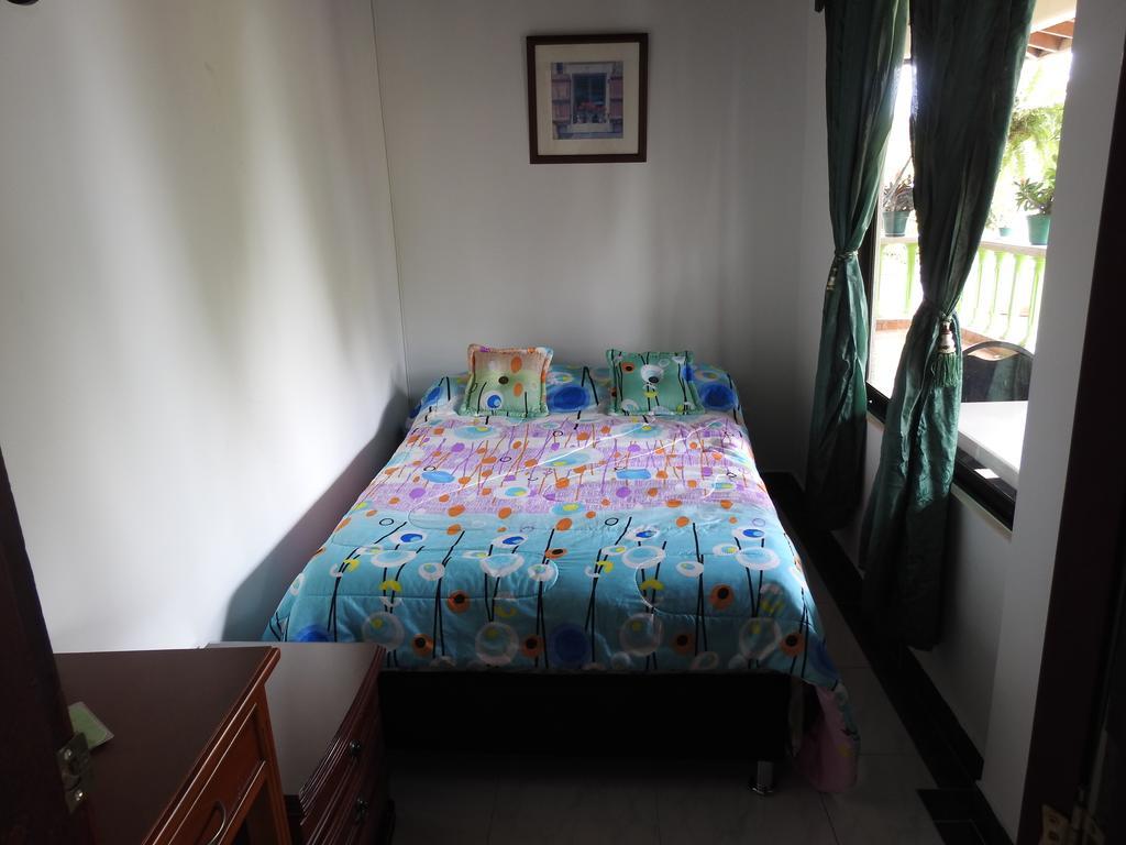 Hostal La Sultana Santa Rosa de Cabal Bagian luar foto