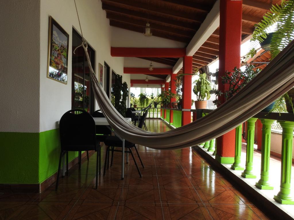 Hostal La Sultana Santa Rosa de Cabal Bagian luar foto